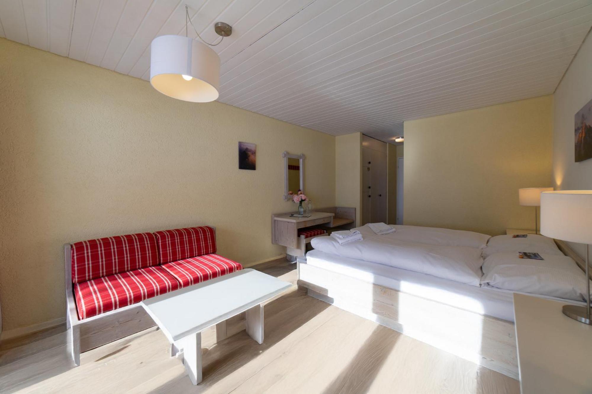 Hotel Saentis 3*