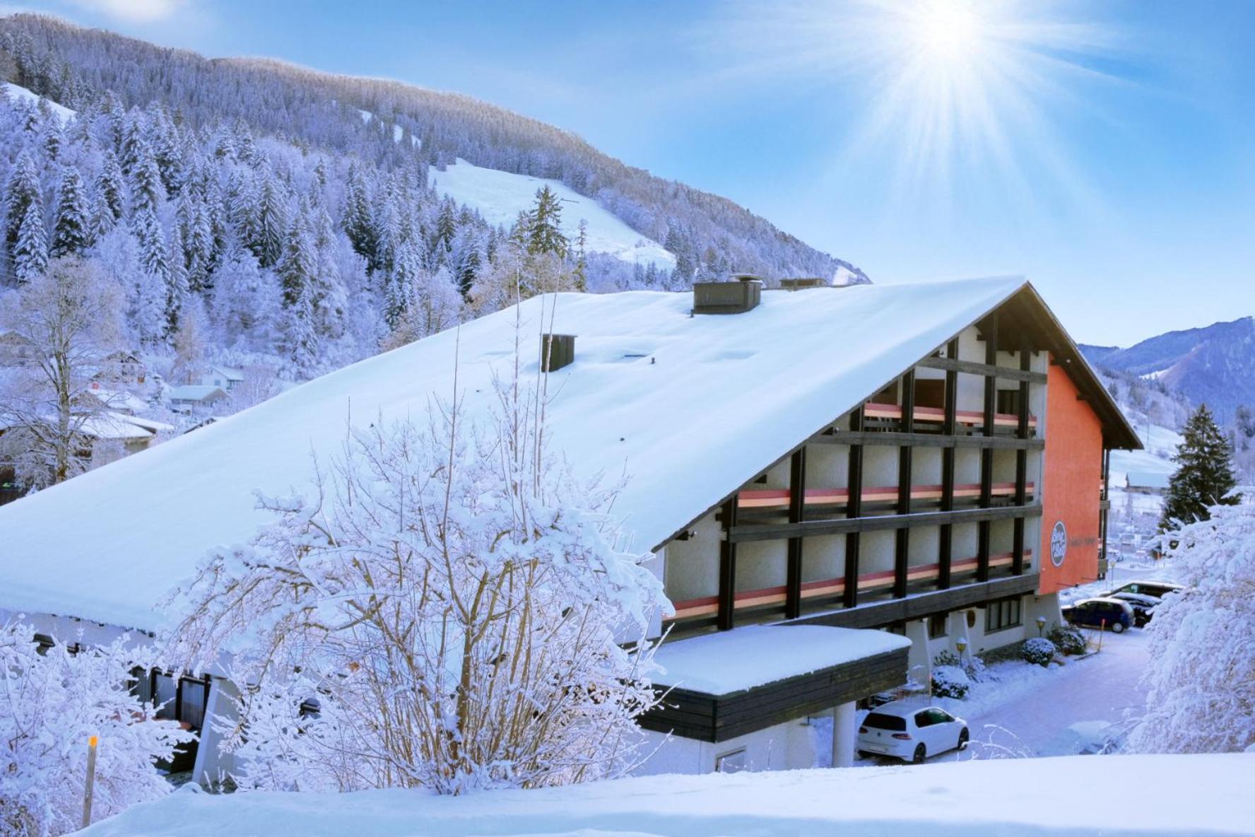 Saentis 3*